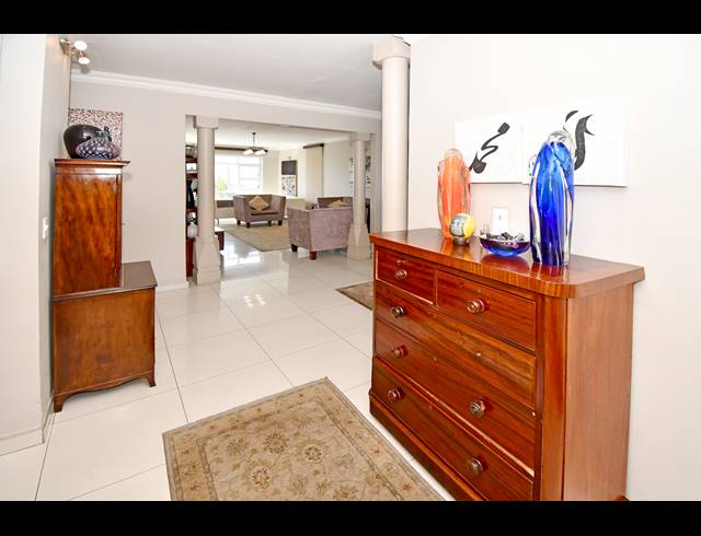 3 BEDROOM APARTMENT FOR SALE IN KILLARNEY